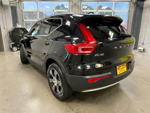 2021 Volvo XC40 T4 Inscription