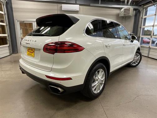 2016 Porsche Cayenne 
