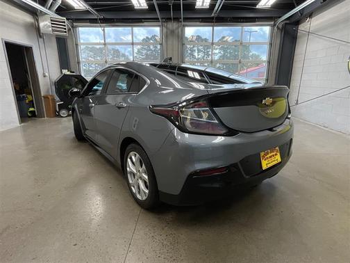 Satin Steel Metallic 2018 Chevrolet Volt Premier