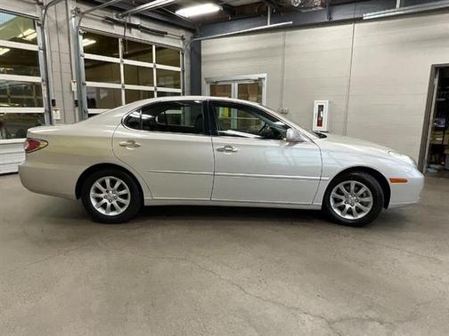 2002 Lexus ES 300 Base