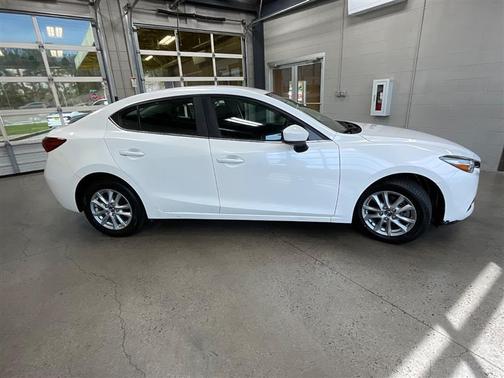 2017 Mazda Mazda3 Sport