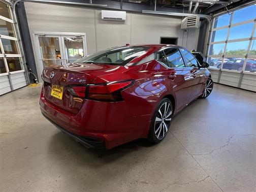 Scarlet Ember Tintcoat 2020 Nissan Altima SR FWD