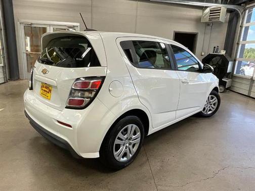 2017 Chevrolet Sonic LT