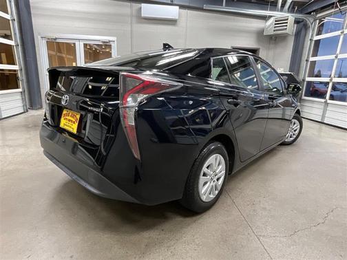 2018 Toyota Prius One