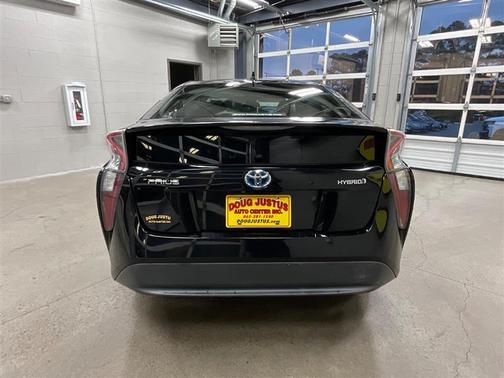 2018 Toyota Prius One