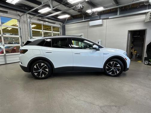 2021 Volkswagen ID.4 Pro