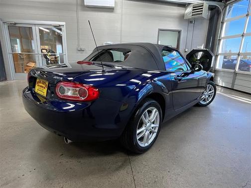 2012 Mazda MX-5 Miata Sport
