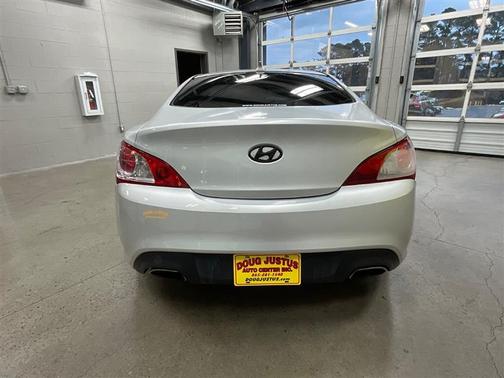 2012 Hyundai Genesis Coupe 2.0T
