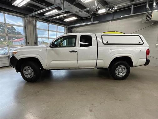 2019 Toyota Tacoma SR