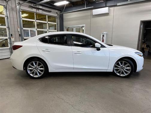 2017 Mazda Mazda3 Grand Touring