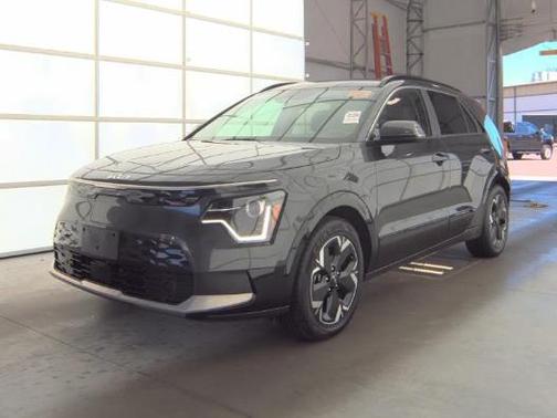 Graphite Gray 2023 Kia Niro EV Wind