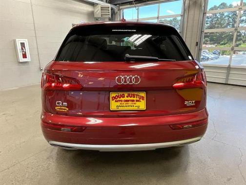 2018 Audi Q5 2.0T Premium Plus