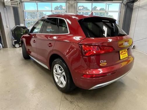 2018 Audi Q5 2.0T Premium Plus