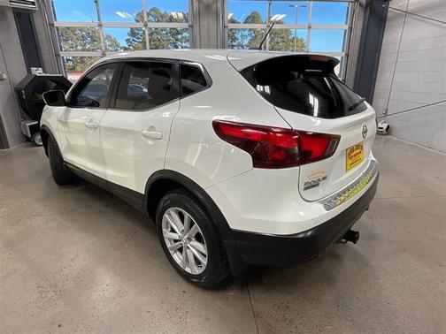 2017 Nissan Rogue Sport S