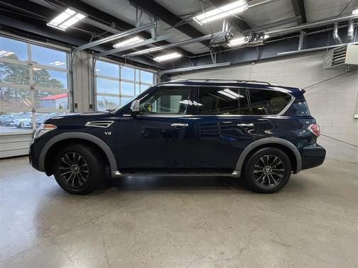 2017 Nissan Armada Platinum