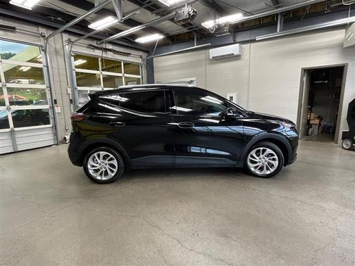 Black 2023 Chevrolet Bolt EUV LT