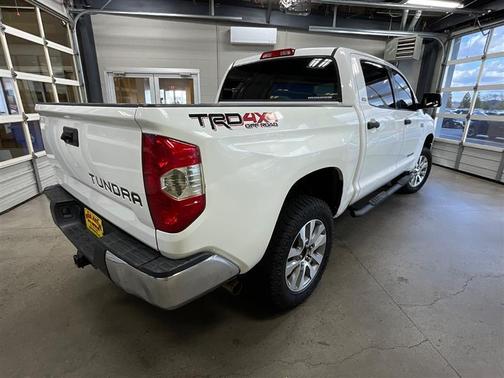 2016 Toyota Tundra SR5