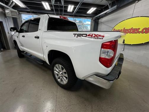 2016 Toyota Tundra SR5