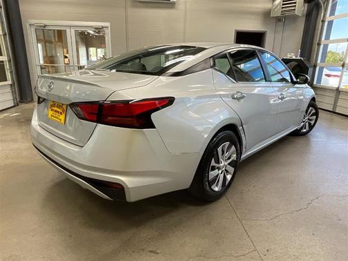 2021 Nissan Altima S FWD