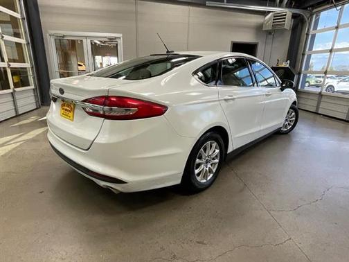 2017 Ford Fusion S