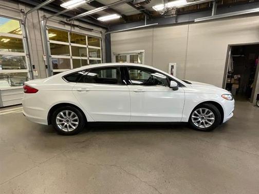 2017 Ford Fusion S