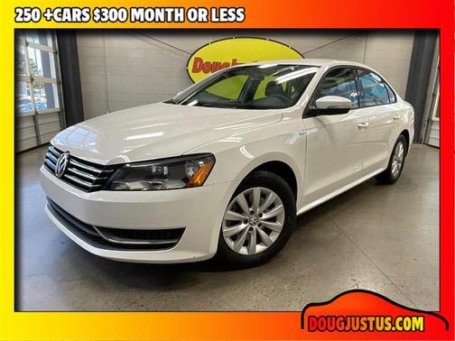 2013 Volkswagen Passat 2.5L Wolfsburg Edition