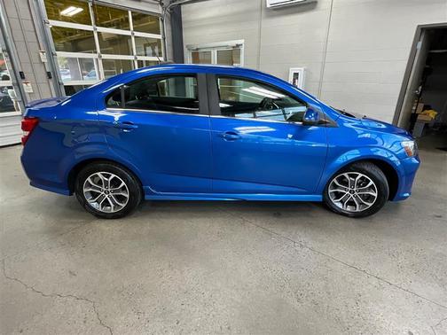Kinetic Blue Metallic 2019 Chevrolet Sonic LT