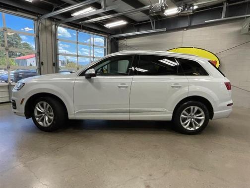 2019 Audi Q7 45 Premium