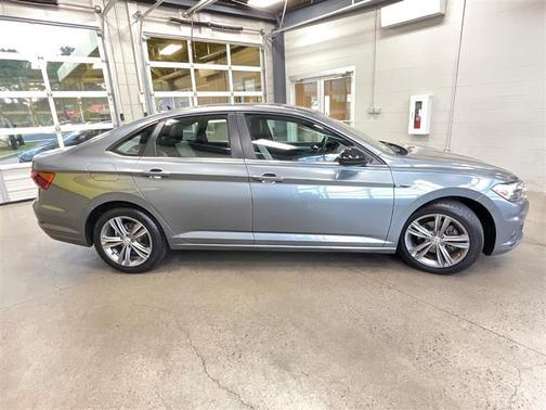 Platinum Gray Metallic 2020 Volkswagen Jetta 1.4T S