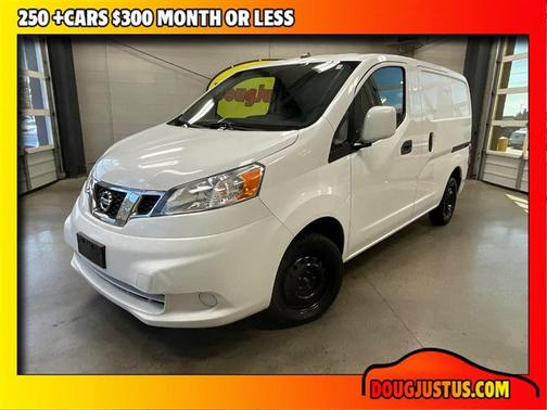 2017 Nissan NV200 SV