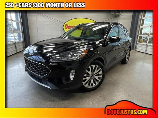 2020 Ford Escape Titanium