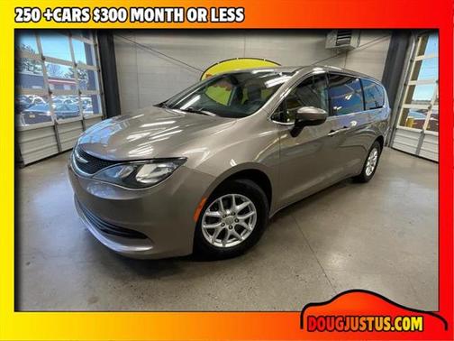 2017 Chrysler Pacifica LX