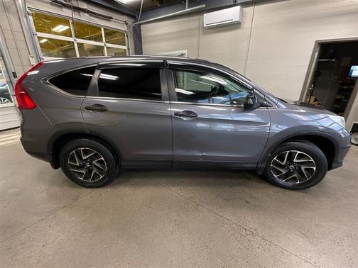 Graphite 2016 Honda CR-V SE