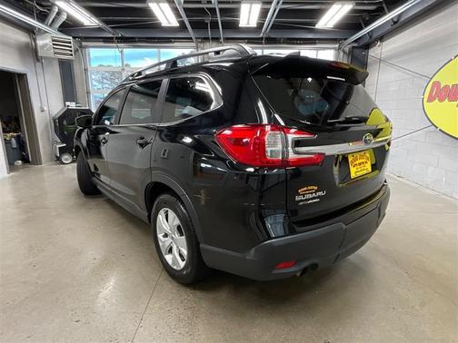 2024 Subaru Ascent Base 8-Passenger