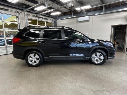 2024 Subaru Ascent Base 8-Passenger