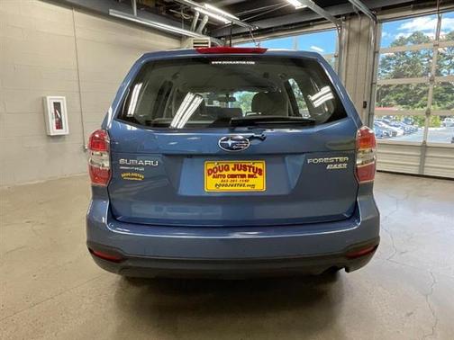 2015 Subaru Forester 2.5i