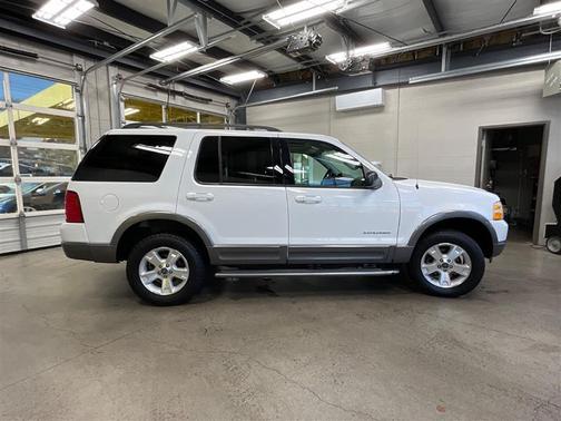 2004 Ford Explorer XLT