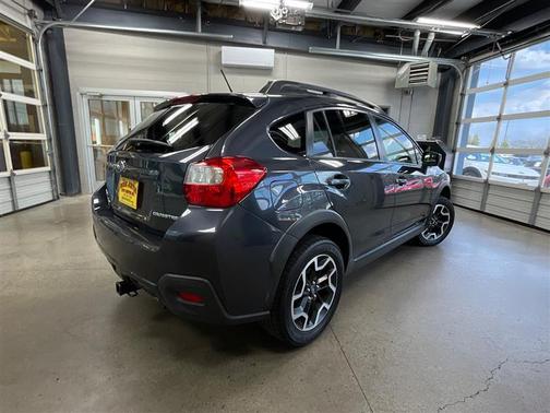 Dark Gray Metallic 2017 Subaru Crosstrek 2.0i