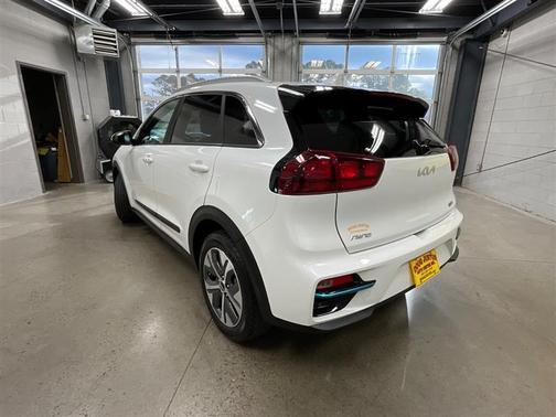 2022 Kia Niro EV EX