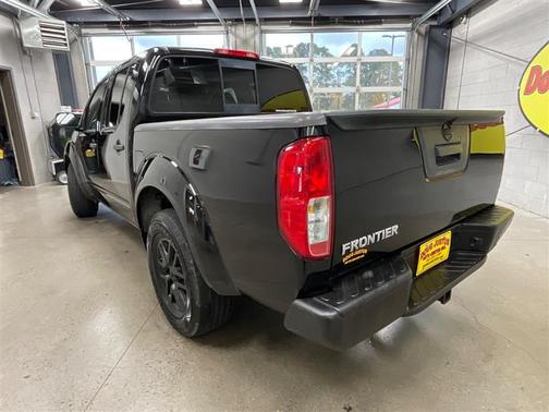 2018 Nissan Frontier SV