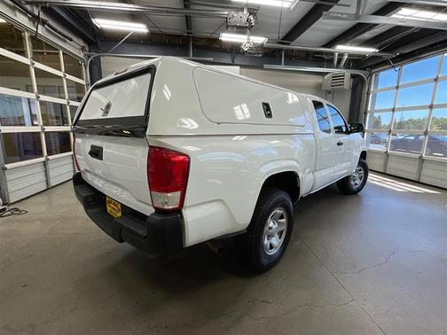 Super White 2017 Toyota Tacoma SR