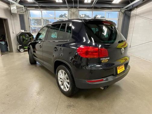 2014 Volkswagen Tiguan Auto SE