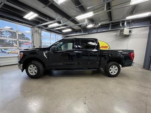 Agate Black Metallic 2022 Ford F-150 XLT