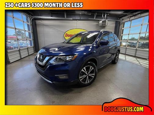 2020 Nissan Rogue SV