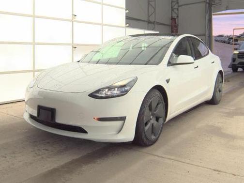 Pearl White Multi-Coat 2021 Tesla Model 3 Standard Range Plus