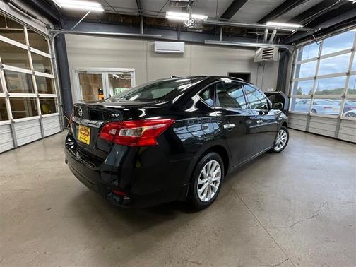 Super Black 2019 Nissan Sentra SV