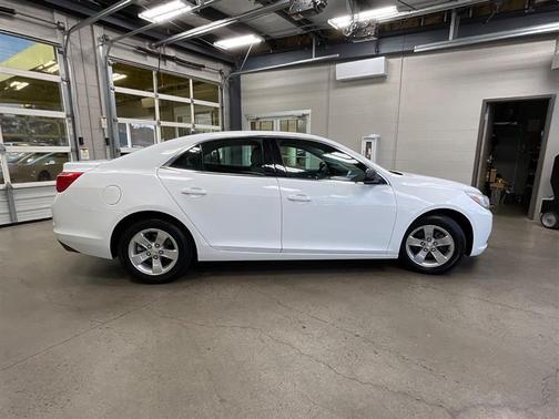 2014 Chevrolet Malibu 1LS