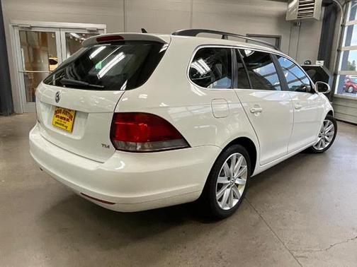 2013 Volkswagen Jetta SportWagen TDI