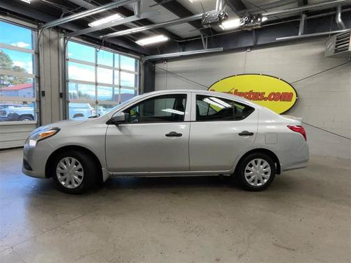 2018 Nissan Versa 1.6 S+