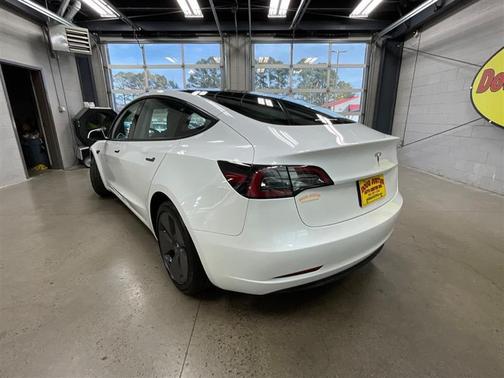 2023 Tesla Model 3 Standard Range